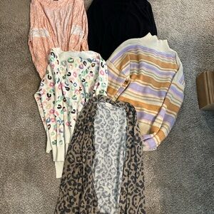 Daytrip Multicolor & Neutral Crewneck Sweater Lot